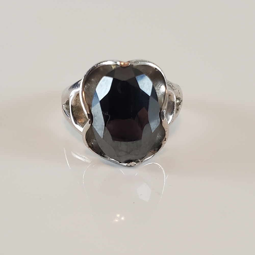 Vintage Sterling Silver Hematite Ring Size 9